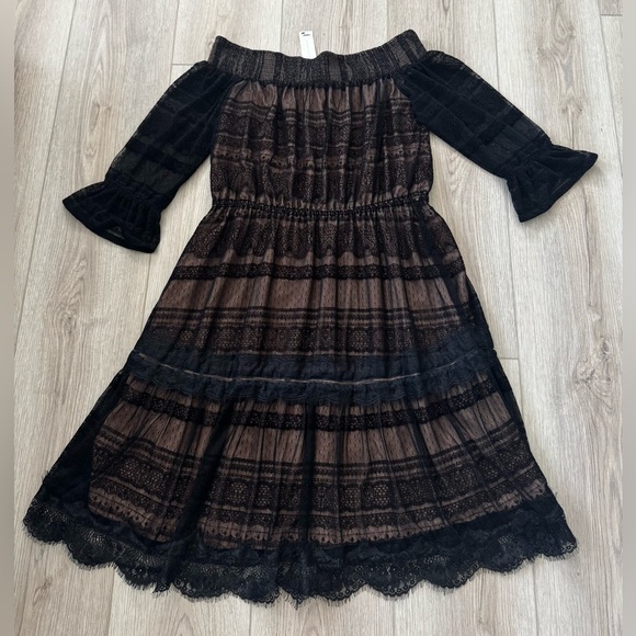 HD IN PARIS Anthropologie Black and Tan Textured Top 🖤🤎
*NEW WITH TAGS 🏷️ - Picture 8 of 10